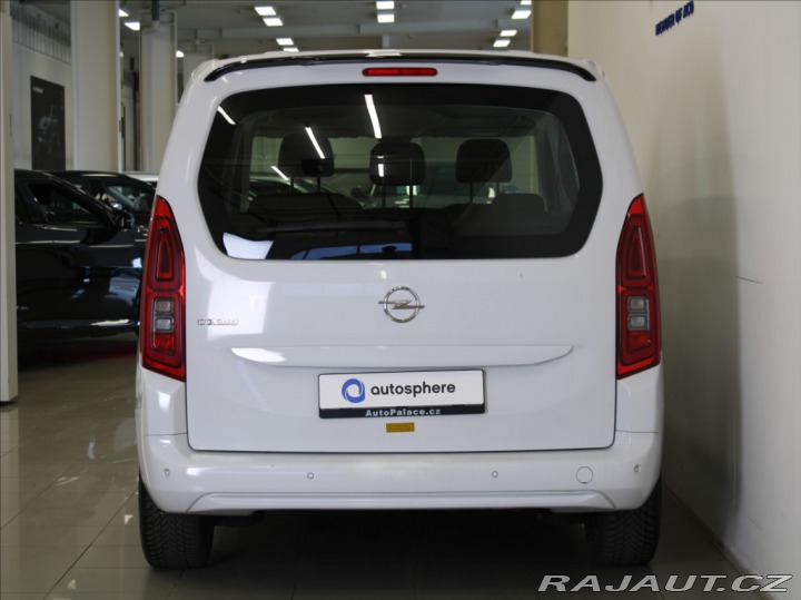 Opel Combo 1,2 Turbo 81kW Life 1.maj 2022