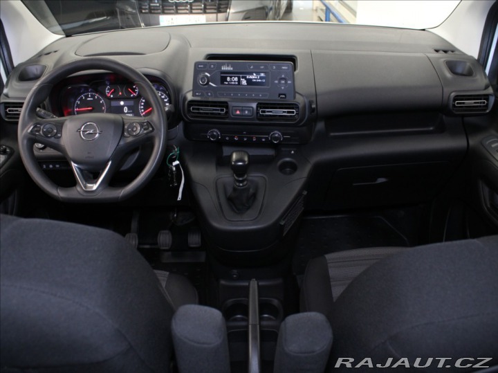 Opel Combo 1,2 Turbo 81kW Life 1.maj 2022