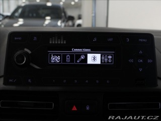 Opel Combo 1,2 Turbo 81kW Life 1.maj 2022