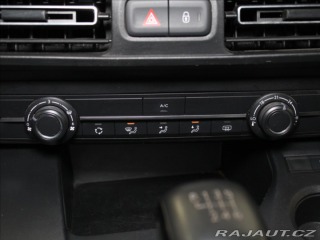 Opel Combo 1,2 Turbo 81kW Life 1.maj 2022