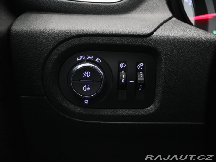 Opel Grandland X 1,2 Turbo 96kW Tažné 61tk 2021
