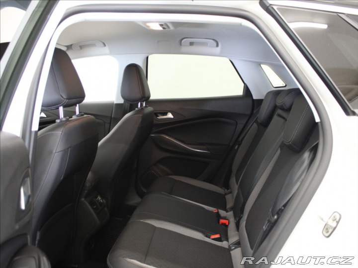 Opel Grandland X 1,2 Turbo 96kW Tažné 61tk 2021