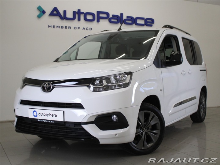 Toyota ProAce City Verso 1,5 D 96kW Shuttle 5L.Zár 2023