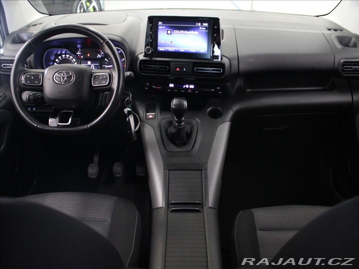 Toyota ProAce 1,5 D 96kW Shuttle 5L.Zár 2023