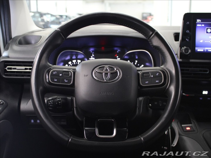 Toyota ProAce 1,5 D 96kW Shuttle 5L.Zár 2023