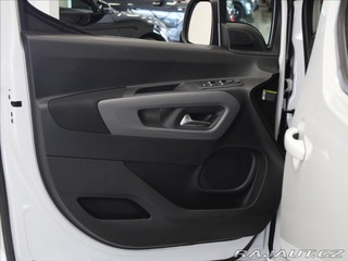 Toyota ProAce 1,5 D 96kW Shuttle 5L.Zár 2023