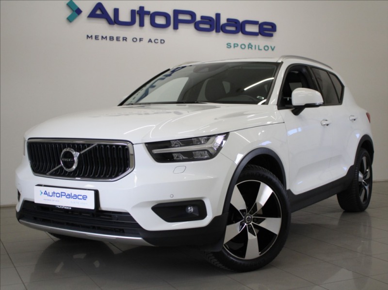 Volvo XC40 2,0 D4 AWD Mom.PRO Pilot