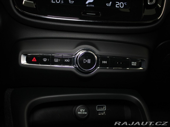 Volvo XC40 2,0 D4 AWD Mom.PRO Pilot 2019