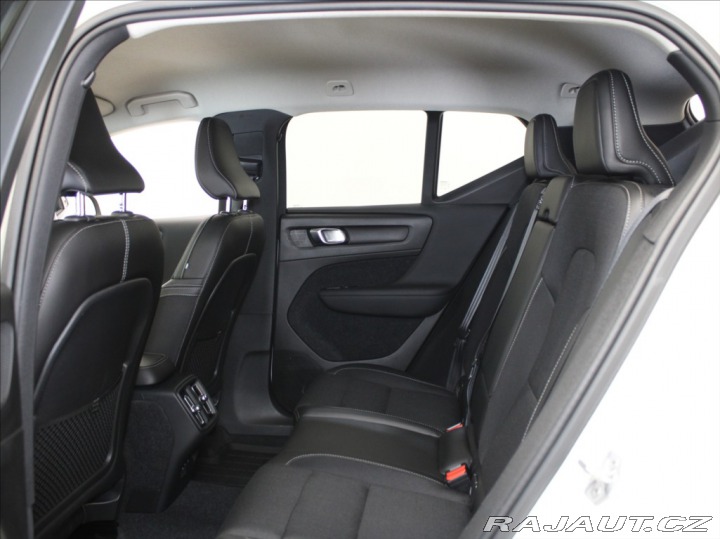 Volvo XC40 2,0 D4 AWD Mom.PRO Pilot 2019