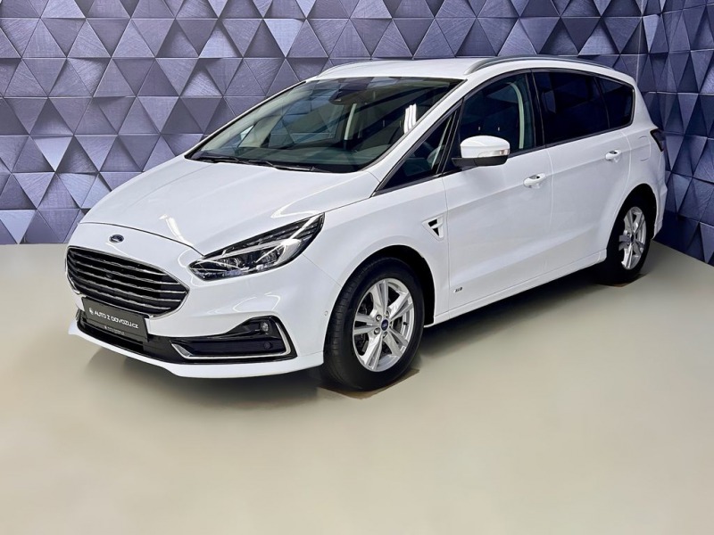 Ford S-MAX 2.0TDCi 140KW A/T AWD TIT
