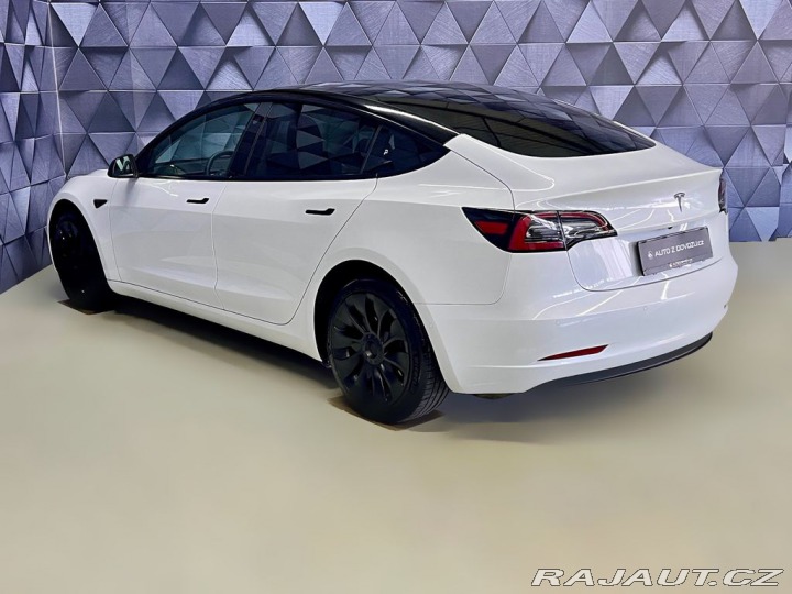 Tesla Model 3 RANGE PLUS, RWD, MATRIX 2021