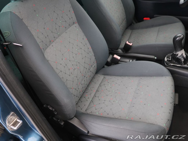 Škoda Octavia 1.6i,75kW,Manuál 2003