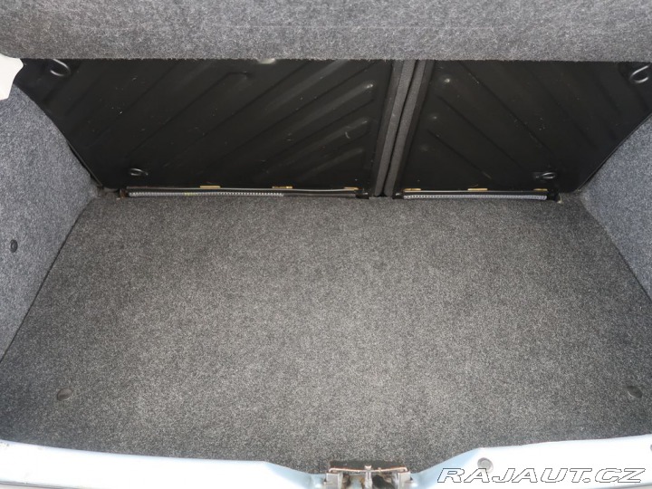 Peugeot 206 1.4HDi,CZ,1Maj 2004