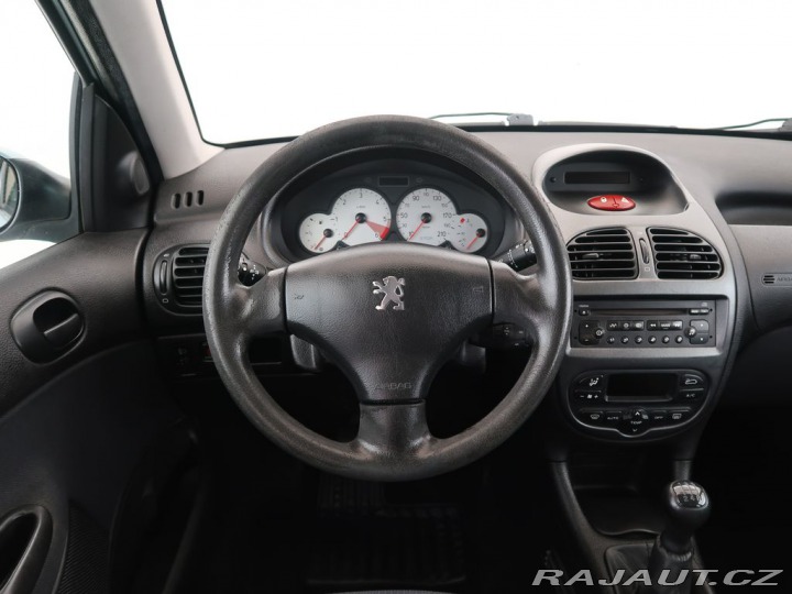 Peugeot 206 1.4HDi,CZ,1Maj 2004