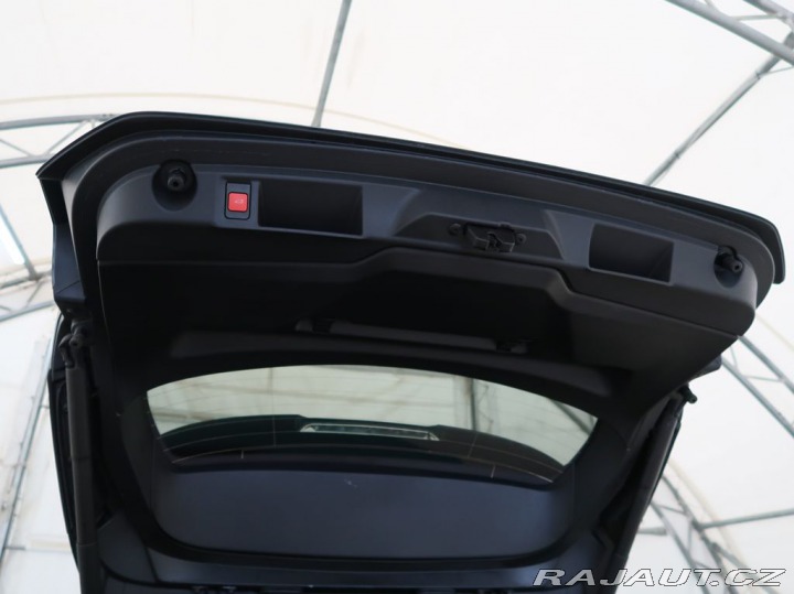 Peugeot 308 1.2HYBRID,CZ,1Maj,GT,e-DC 2025