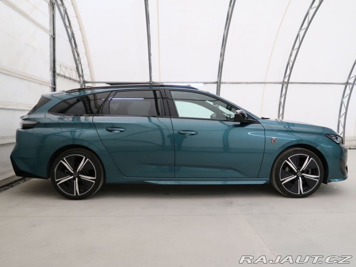 Peugeot 308 1.2HYBRID,CZ,1Maj,GT,e-DC 2025