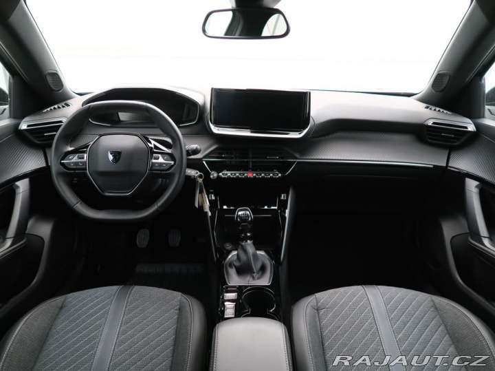 Peugeot 2008 1.2PureTech,74kW,ALLURE,M 2025