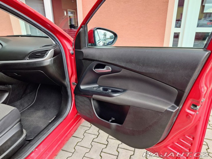 Fiat Tipo 1.6 JTDM Easy 88 kW 2016