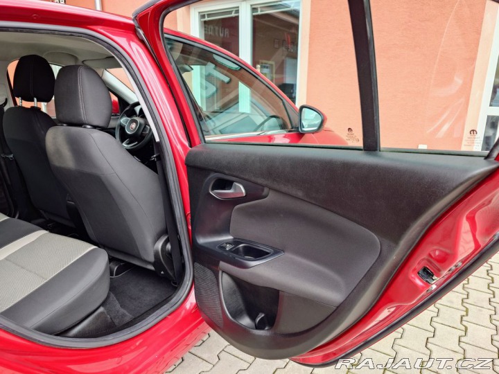 Fiat Tipo 1.6 JTDM Easy 88 kW 2016