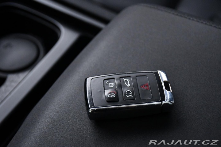 Land Rover Defender 110S D240 AWD MERIDIAN ČR 2020