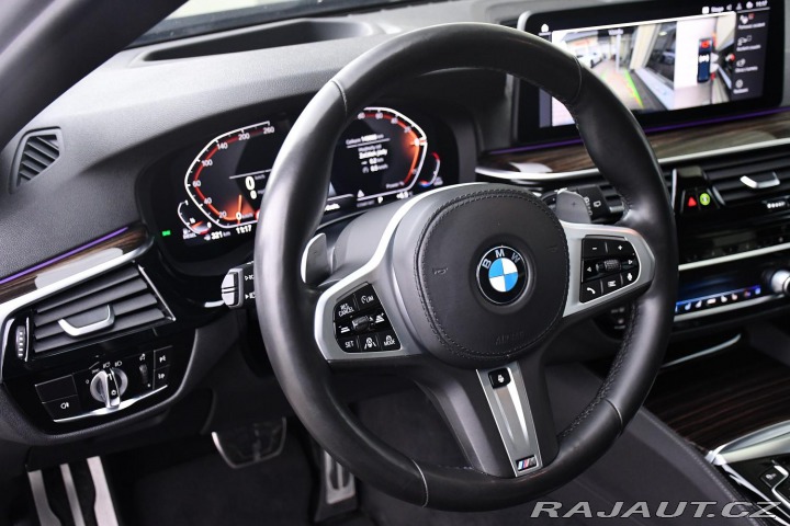 BMW 5 530d xD MSPORT REZERVACE 2021