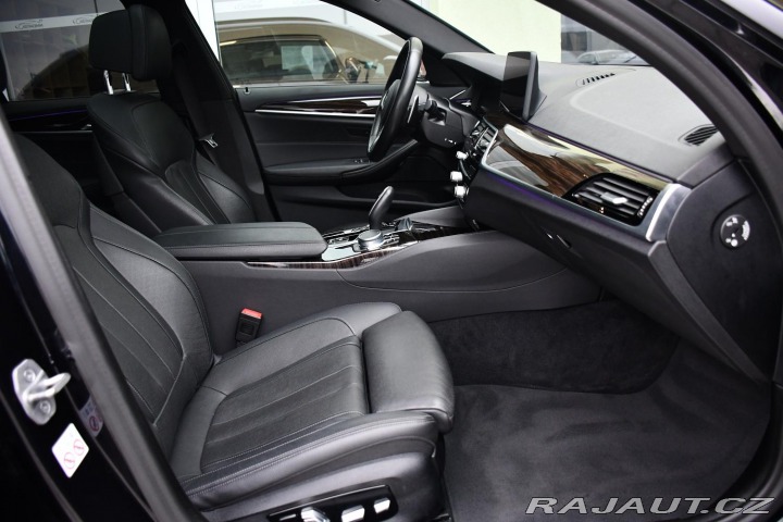 BMW 5 530d xD MSPORT ČR PANO TA 2021