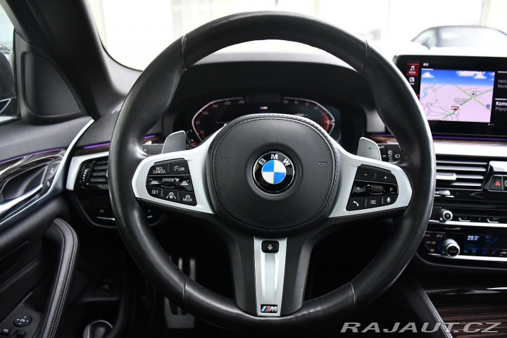 BMW 5 530d xD MSPORT REZERVACE 2021