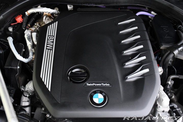 BMW 5 530d xD MSPORT REZERVACE 2021