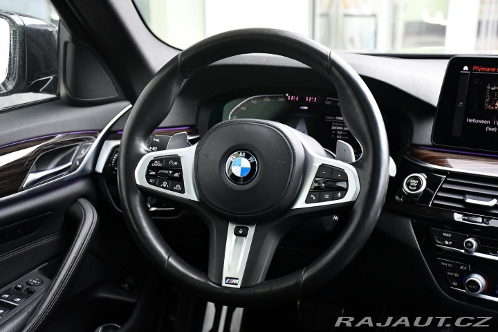 BMW 5 530d xD MSPORT ČR PANO TA 2021