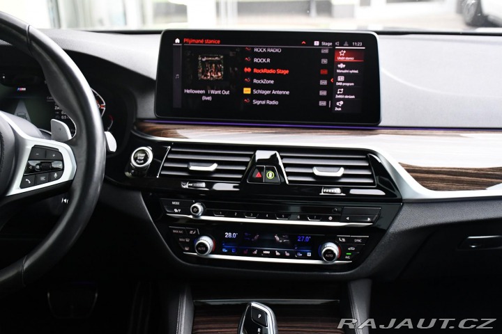 BMW 5 530d xD MSPORT REZERVACE 2021