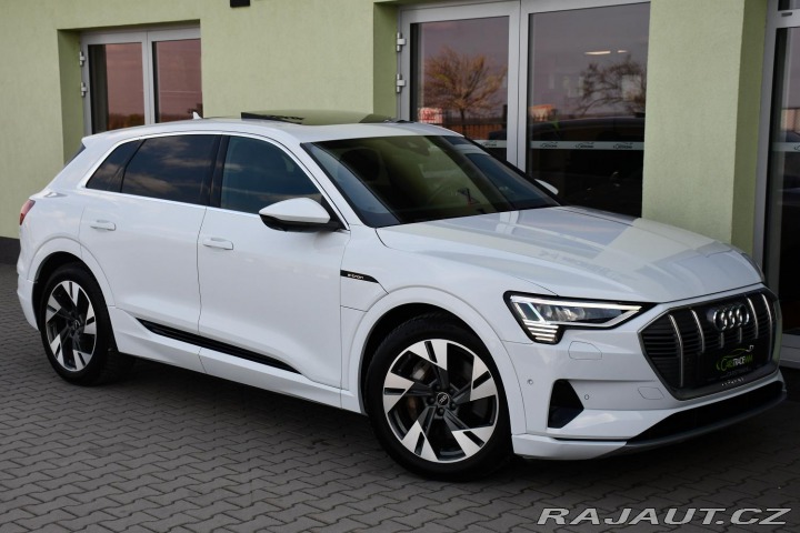 Audi e-tron 50 S-LINE K360 REZERVACE 2020