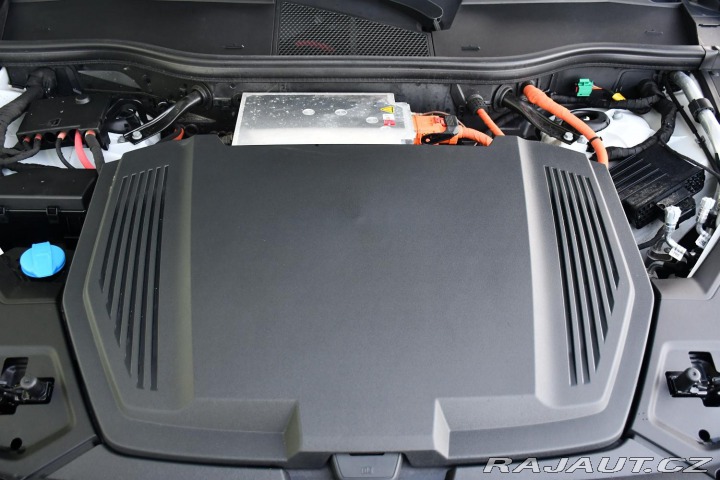 Audi e-tron 50 S-LINE K360 REZERVACE 2020