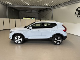 Volvo XC40 B3 2.0L 163 HP AT7 FWD CO