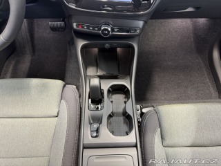 Volvo XC40 B3 2.0L 163 HP AT7 FWD CO 2026