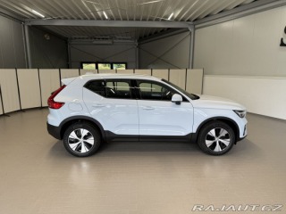 Volvo XC40 B3 2.0L 163 HP AT7 FWD CO 2026