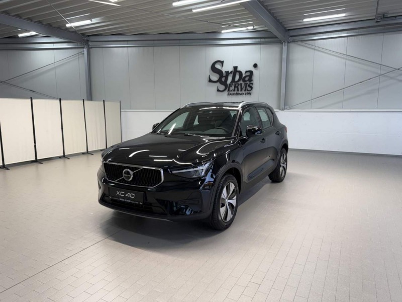 Volvo XC40 B3 2.0L 163 HP AT7 FWD CO