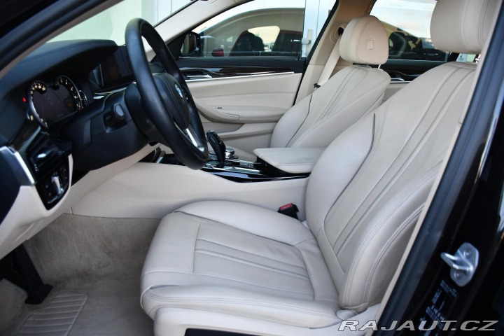 BMW 5 540i xD LUXURY LINE HUD 2017