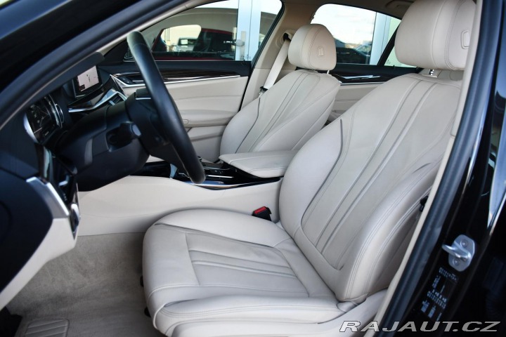 BMW 5 540i xD LUXURY LINE HUD 2017