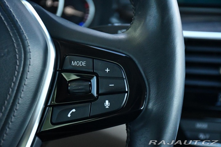 BMW 5 540i xD LUXURY LINE HUD 2017