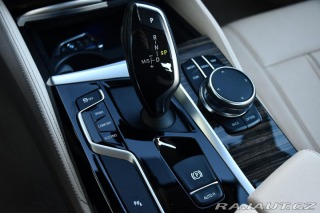 BMW 5 540i xD LUXURY LINE HUD 2017