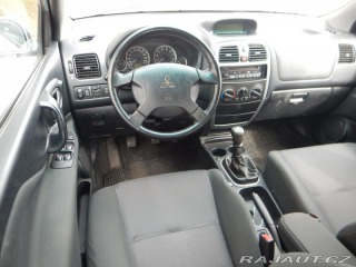 Mitsubishi Space Star 1.6i, 72 kW, KLIMA 2005
