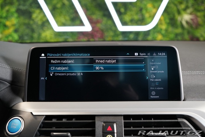 BMW iX3 RWD*HUD*TAŽNÉ*H/K*ACC*PAN 2021