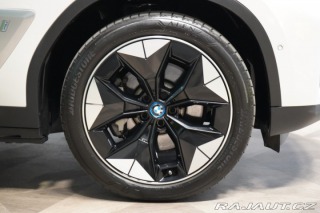 BMW iX3 RWD*HUD*TAŽNÉ*H/K*ACC*PAN 2021