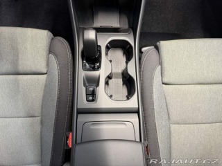 Volvo XC40 B3 2.0L 163 HP AT7 FWD CO 2026