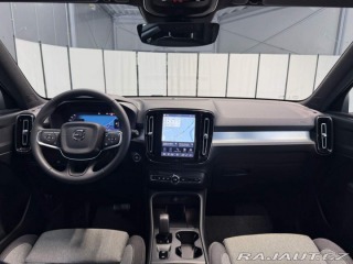 Volvo XC40 B3 2.0L 163 HP AT7 FWD CO 2026