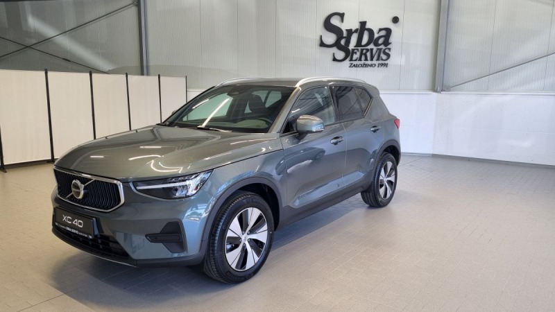 Volvo XC40 B3 2.0L 163 HP AT7 FWD CO