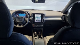 Volvo XC40 B3 2.0L 163 HP AT7 FWD CO 2026