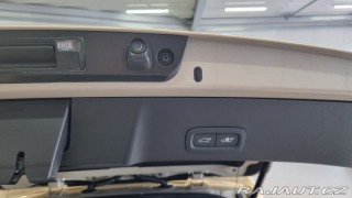 Volvo XC40 B3 2.0L 163 HP AT7 FWD CO 2026