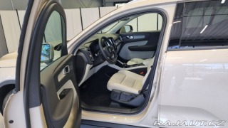 Volvo XC40 B3 2.0L 163 HP AT7 FWD CO 2026