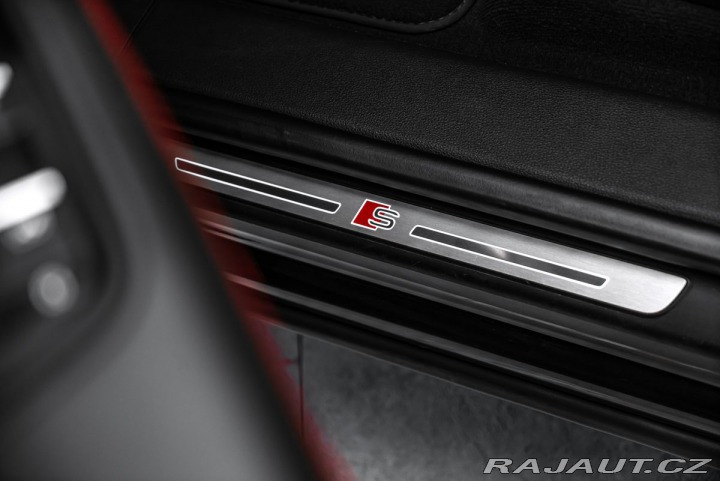 Audi SQ8 competition+, karbon, pan 2023